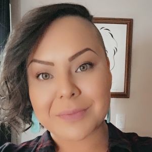 Meet your Posher, Juanita